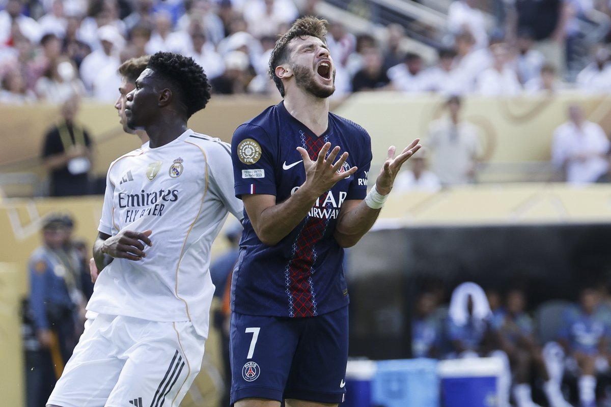 Novi "rat" na fudbalskom nebu! Podmukao potez Reala šokirao PSG, oni se odmah žestoko osvetili